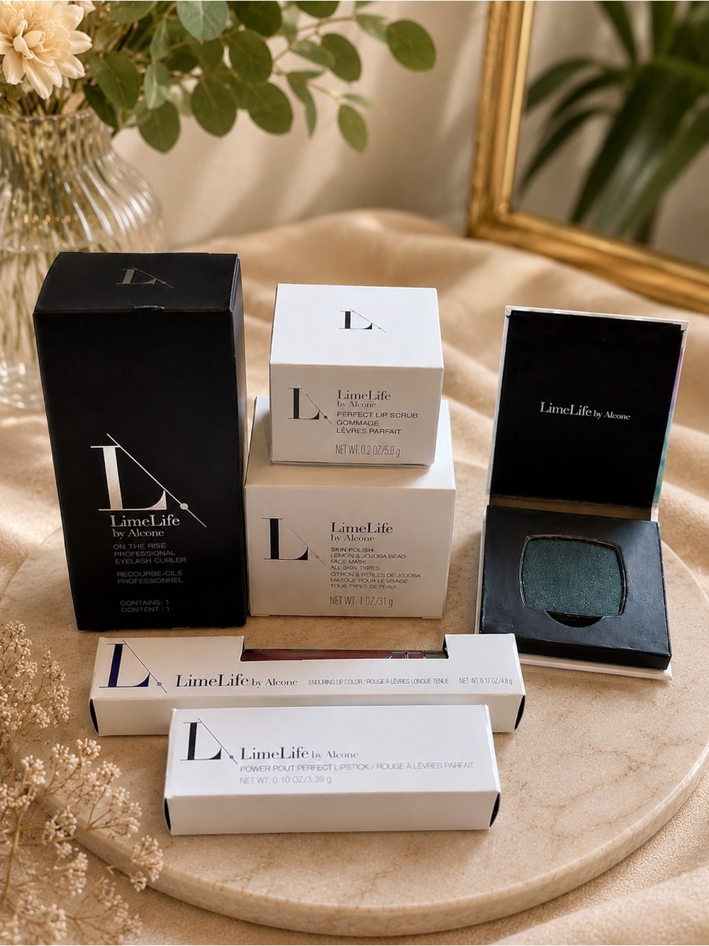 LimeLife by Alcone Cosmetic Set with Emerald Eyeshadow